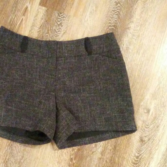Limited collection lined trouser shorts - Picture 2 of 4